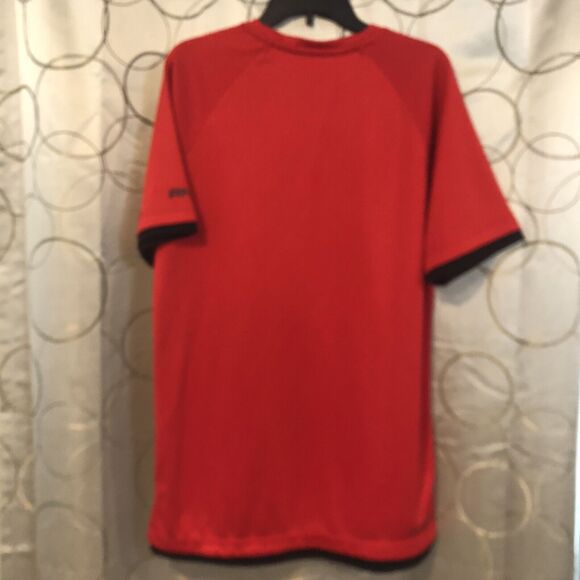 AND1 Men's Medium Red Black Basketball T-Shirt Tee Athletic Performance Raglan - Picture 5 of 8